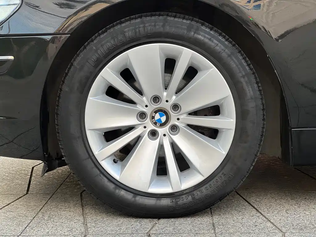 BMW 7 Series 7 2005 730Li