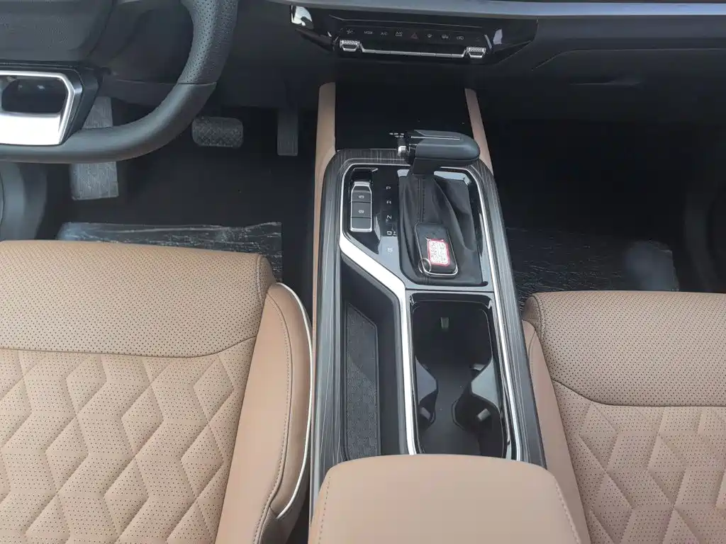 Wuling Jiachen — миниатюра 15