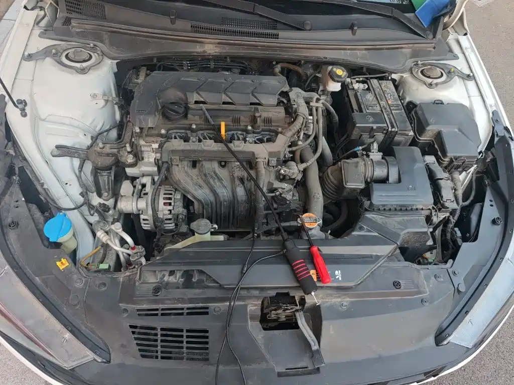 Hyundai Elantra — миниатюра 16