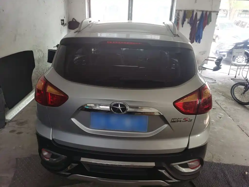 JAC S3 2014 1.5L MT Luxury