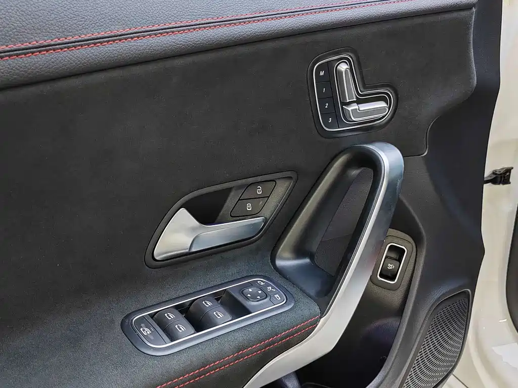 Mercedes-Benz CLA 2021 CLA 200