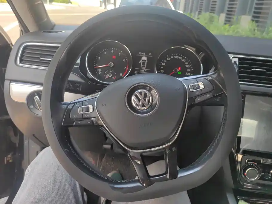 Volkswagen Sagitar — миниатюра 15
