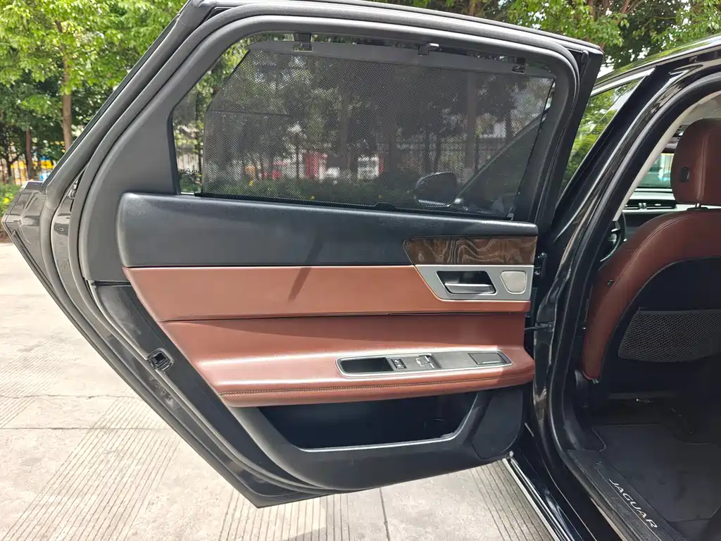 Jaguar XFL 2019 XFL 2.0T 250PS Luxury