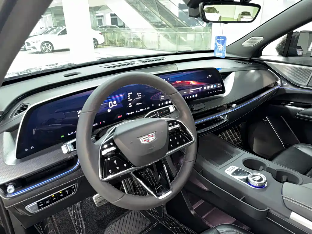 Cadillac XT5 2025 2.0T Luxury