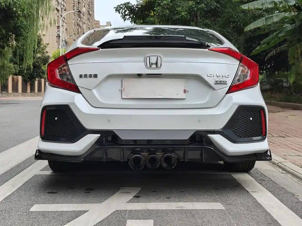 Honda Civic — миниатюра 12