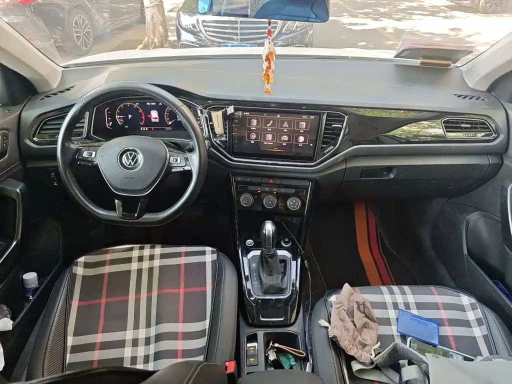 Volkswagen T-Roc — миниатюра 5