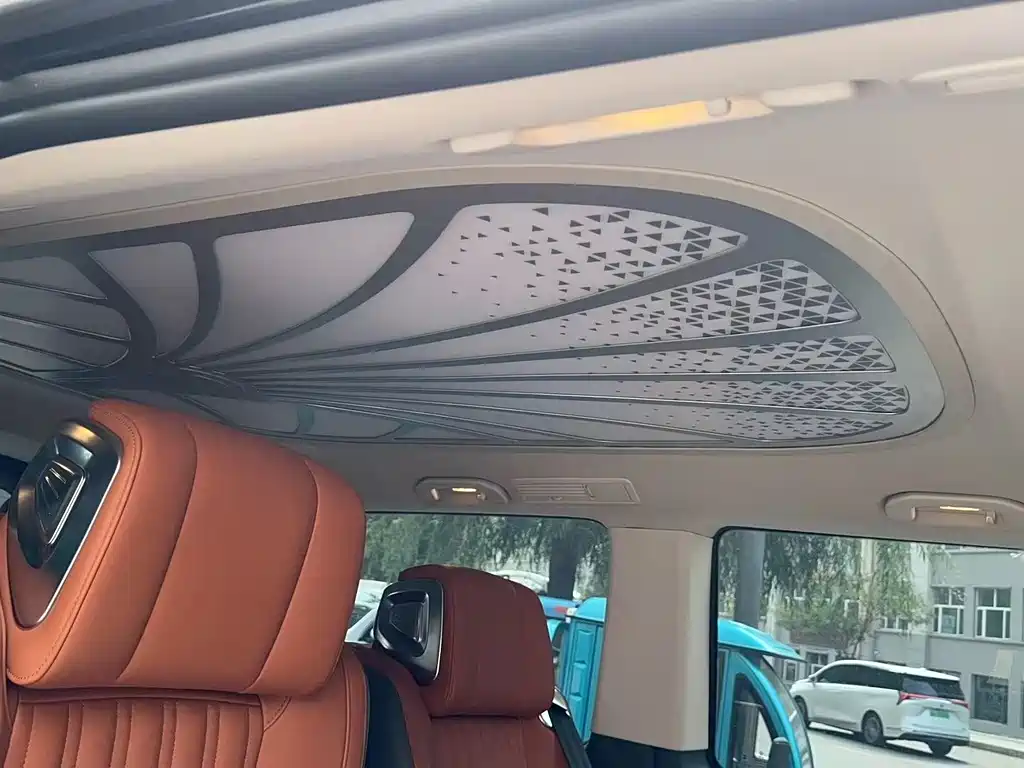 Mercedes-Benz Vito — миниатюра 13