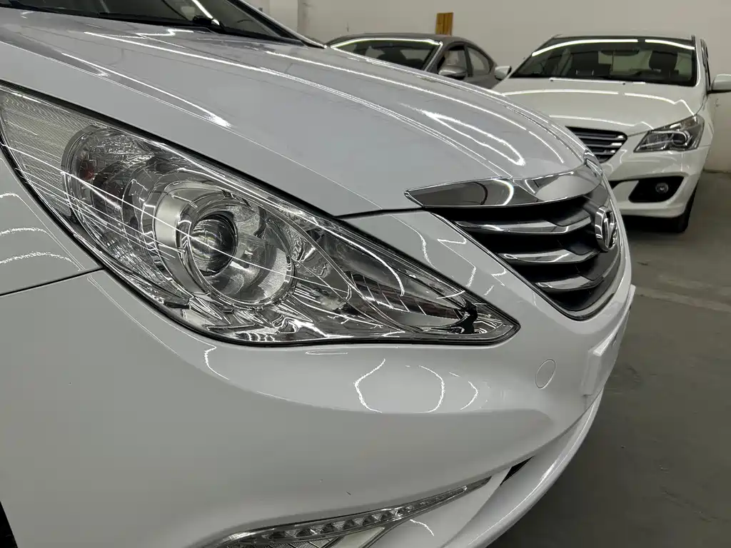 Hyundai Sonata — миниатюра 11