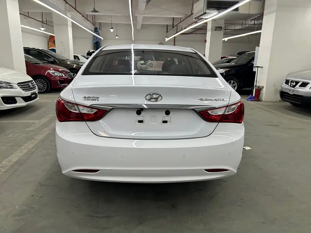 Hyundai Sonata — миниатюра 6