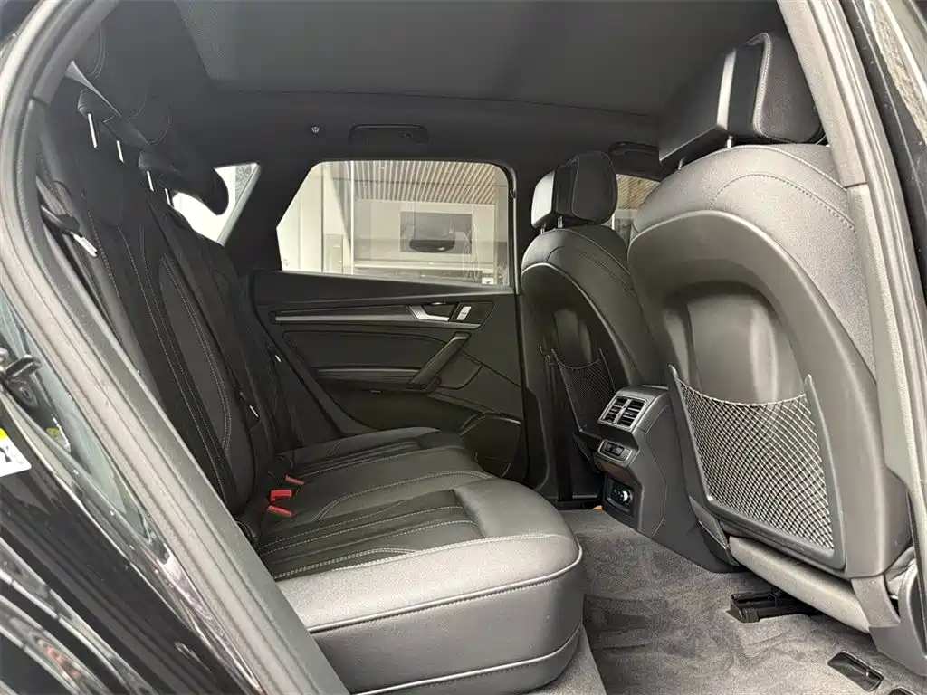 Audi Q5L 2023 40T Luxury