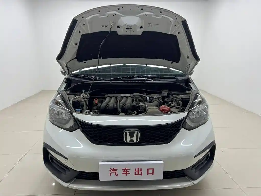 Honda Fit — миниатюра 6