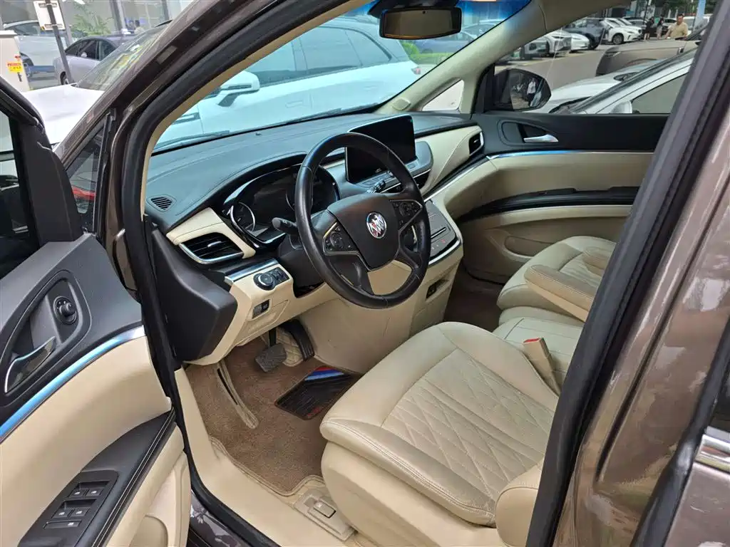 Buick GL8 2023 652T Luxury