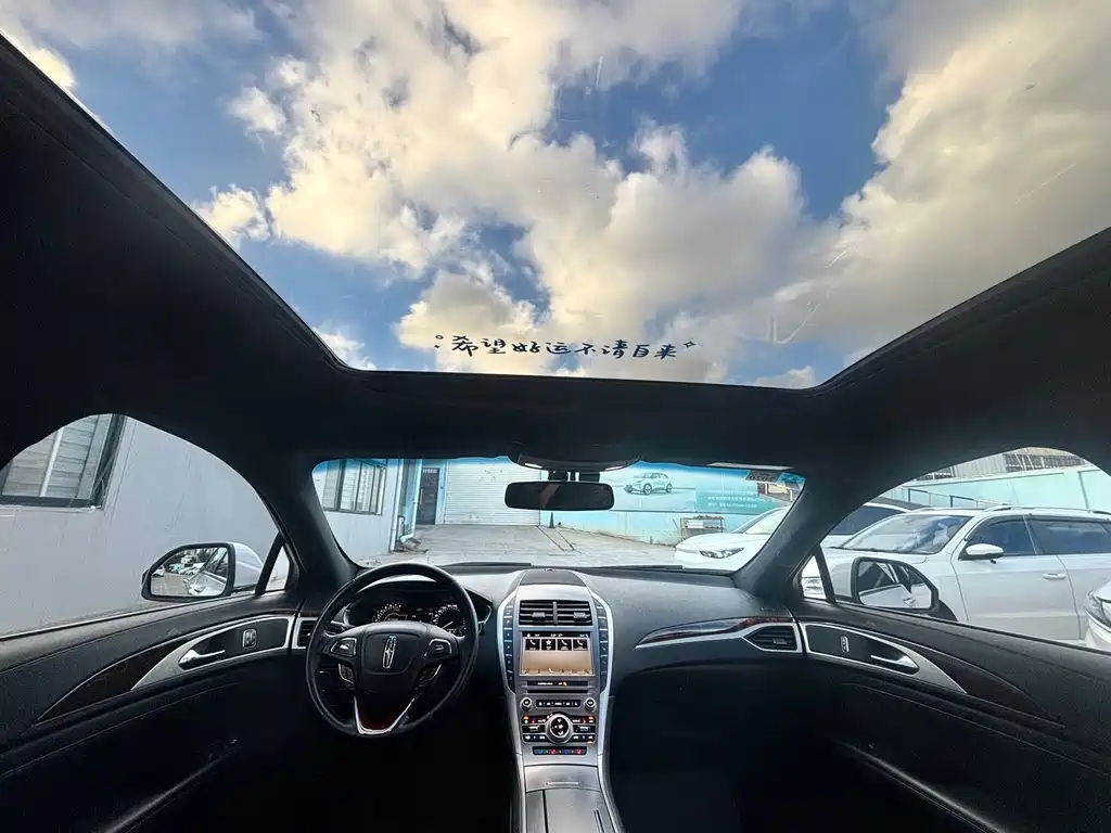 Lincoln MKZ — миниатюра 13