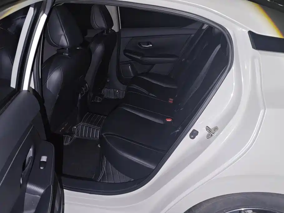 Nissan Sylphy — миниатюра 11