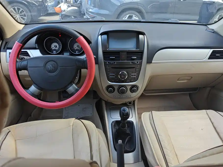 Buick Excelle — миниатюра 12