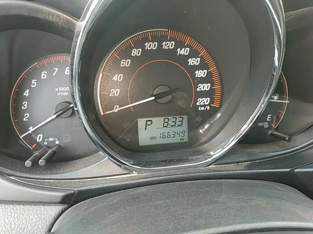 Toyota Yaris L — миниатюра 12