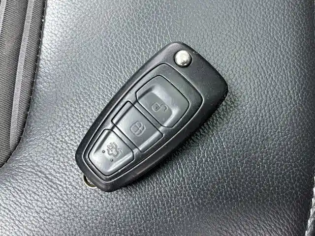 Ford Focus — миниатюра 18