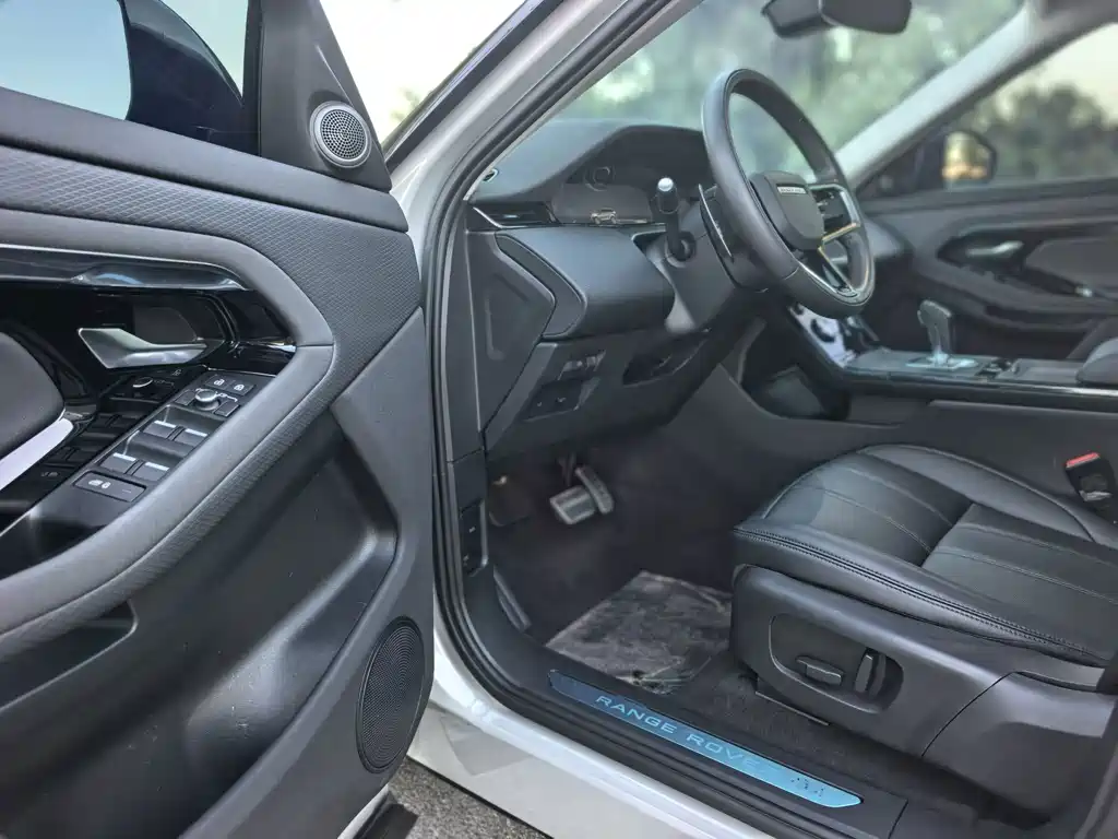 Land Rover Evoque — миниатюра 3