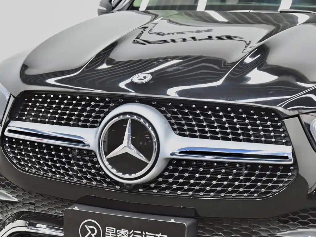 Mercedes-Benz GLE (Import) — миниатюра 30
