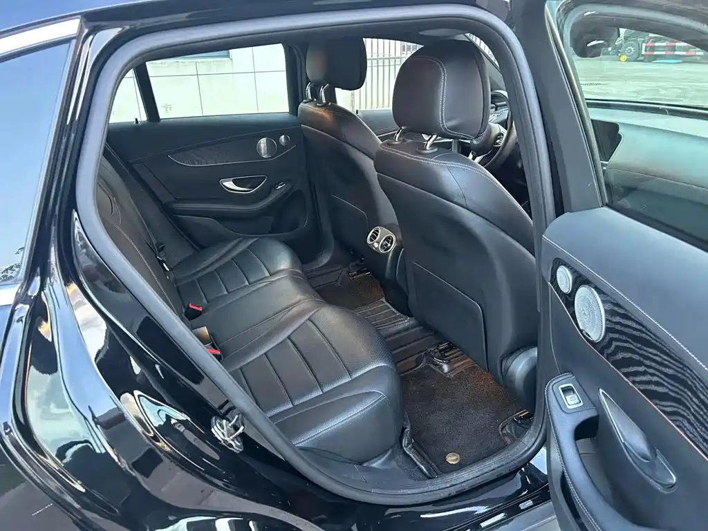 Mercedes-Benz EQC — миниатюра 4