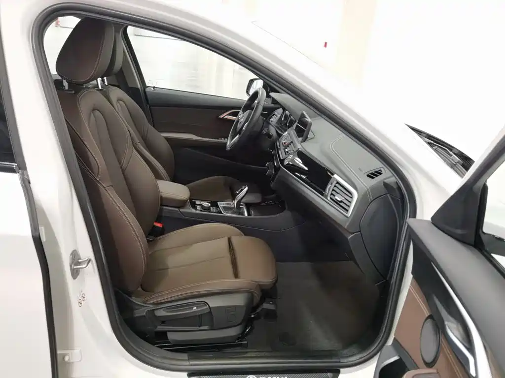 BMW 1 Series — миниатюра 23