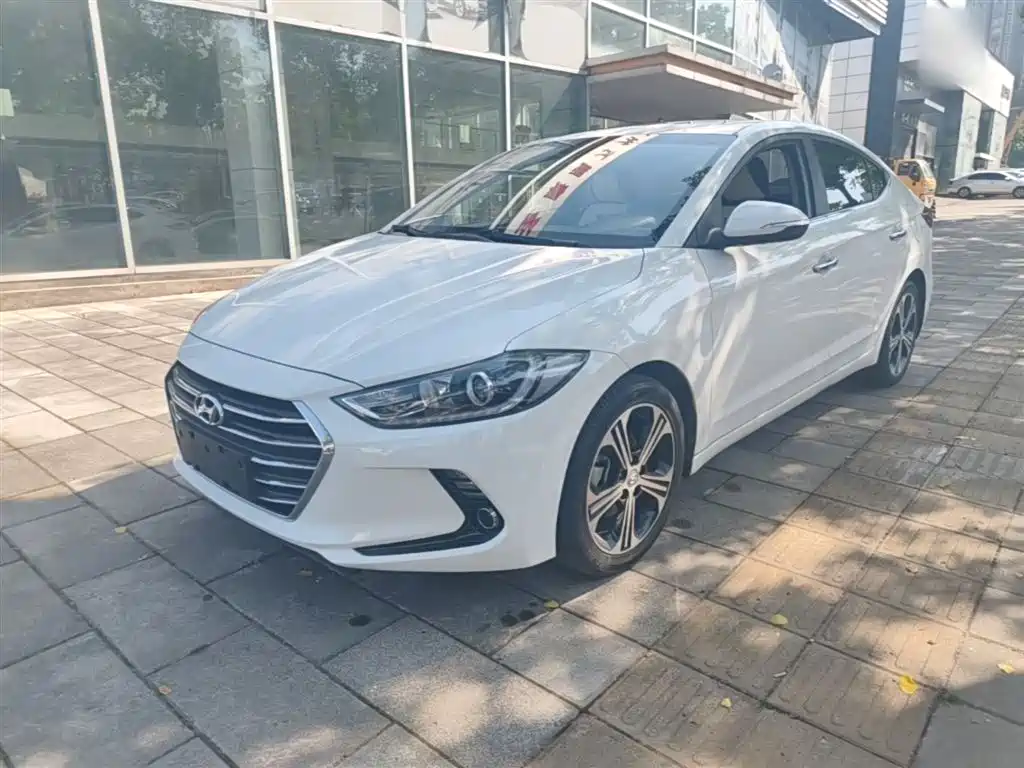Hyundai Elantra 2018