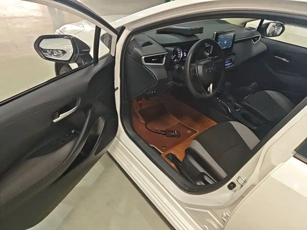 Toyota Corolla — миниатюра 16