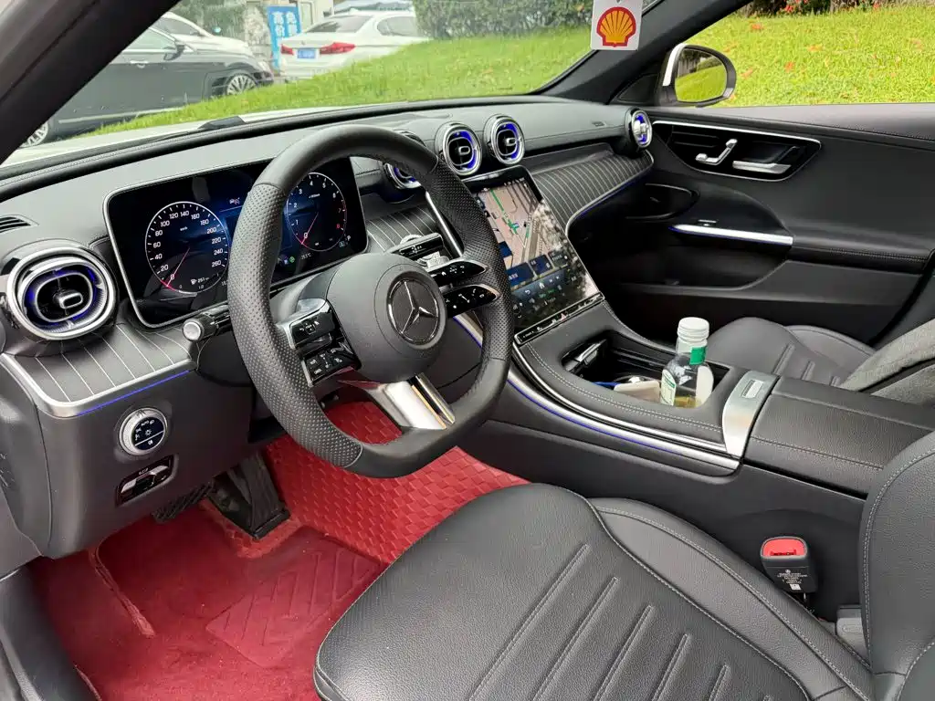 Mercedes-Benz C-Class — миниатюра 7