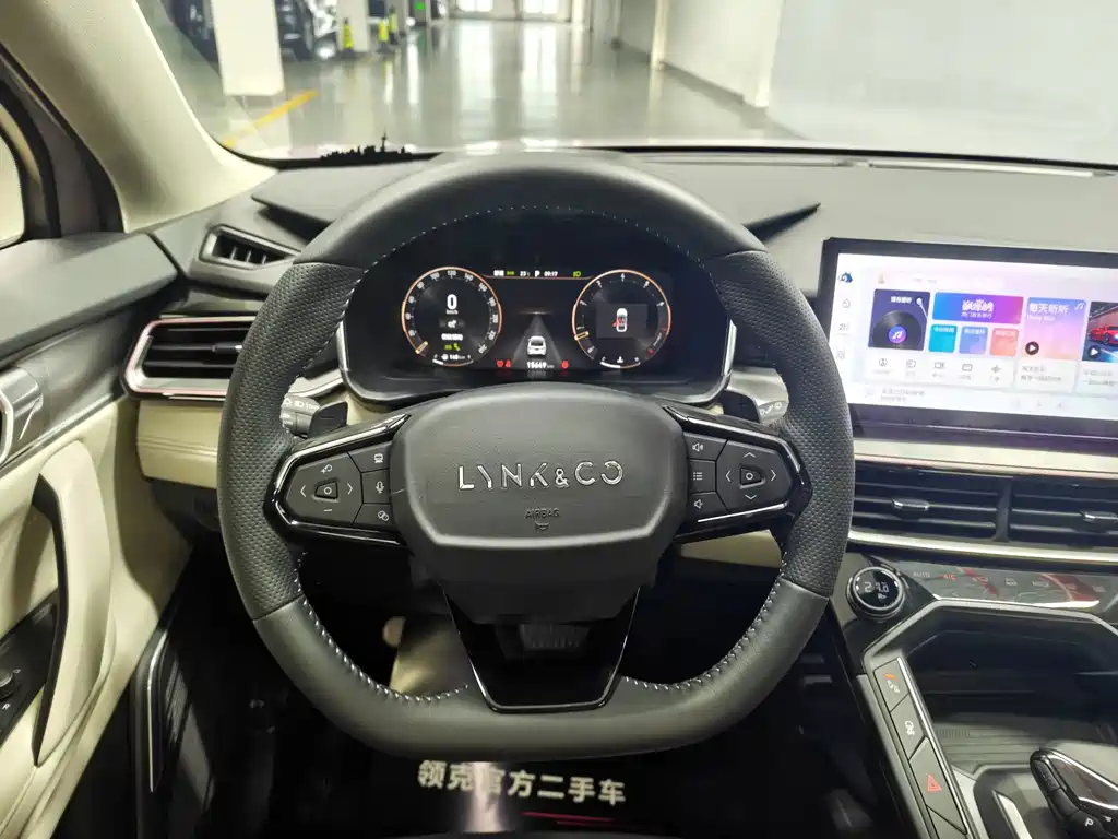 Lynk & Co 06 — миниатюра 2