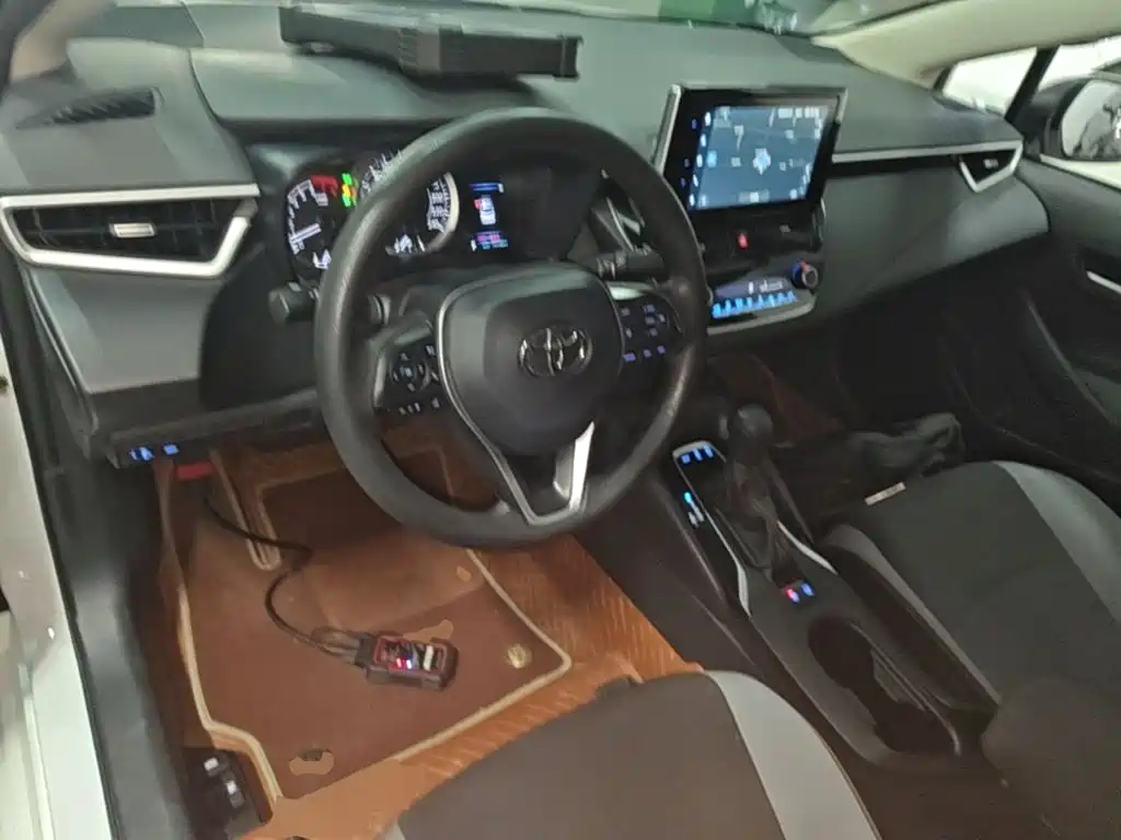 Toyota Corolla — миниатюра 10