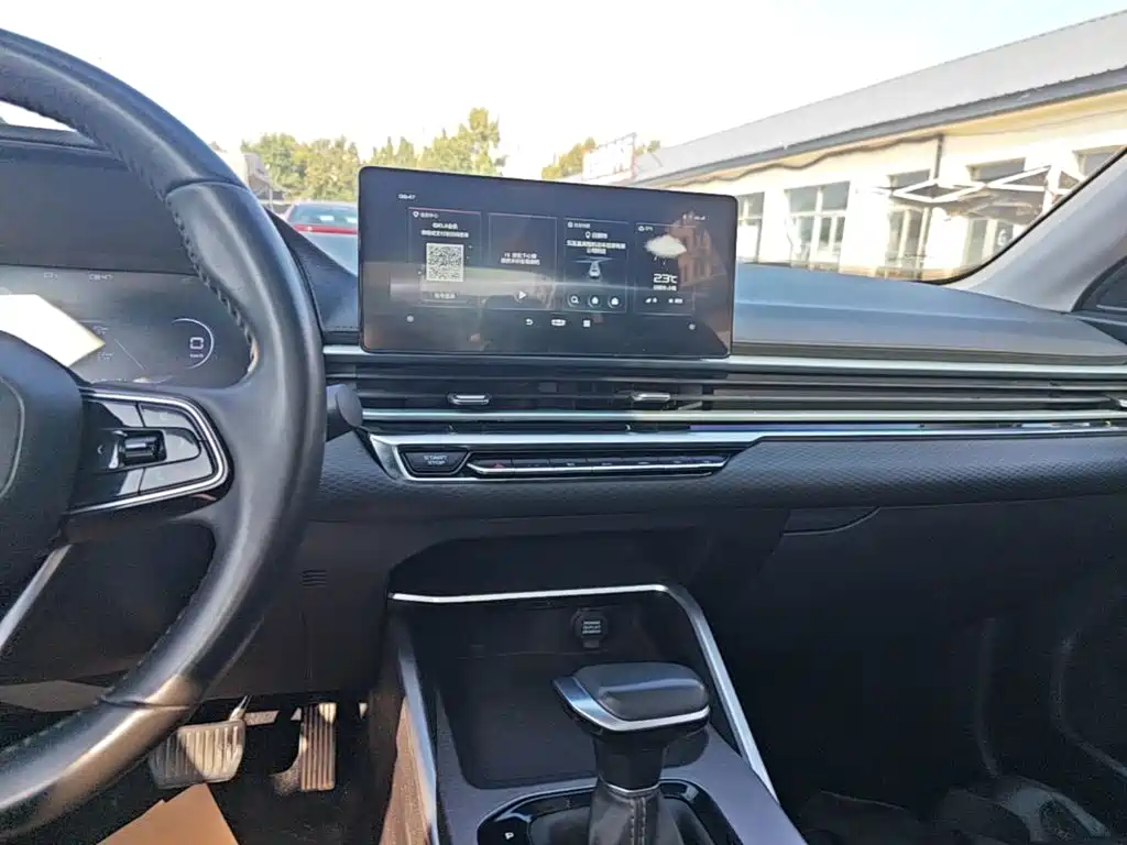 Geely Emgrand — миниатюра 13