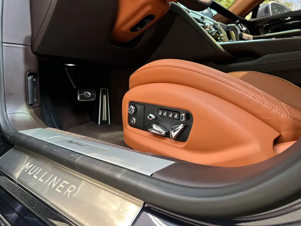 Bentley Flying Spur PHEV — миниатюра 20
