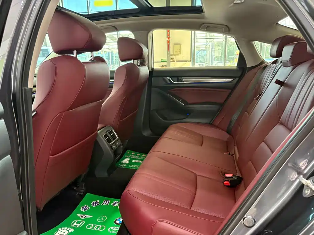 Honda Accord — миниатюра 5