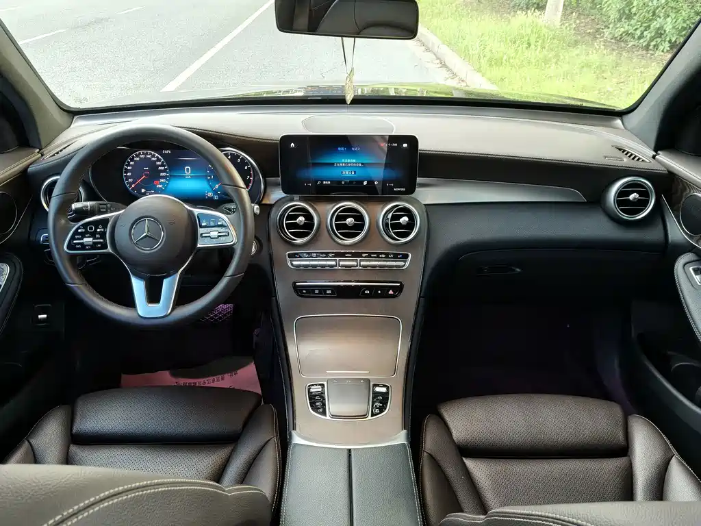 Mercedes-Benz GLC — миниатюра 4