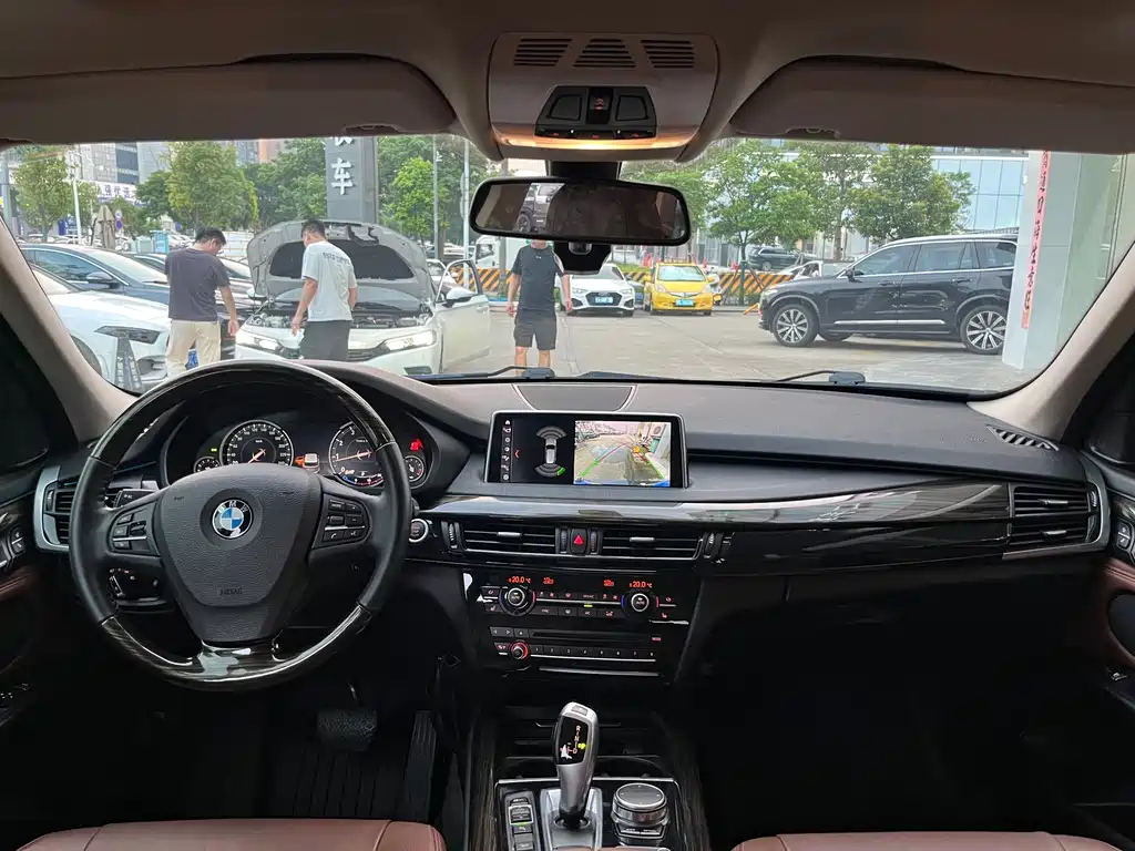 BMW X5 (Import) — миниатюра 5