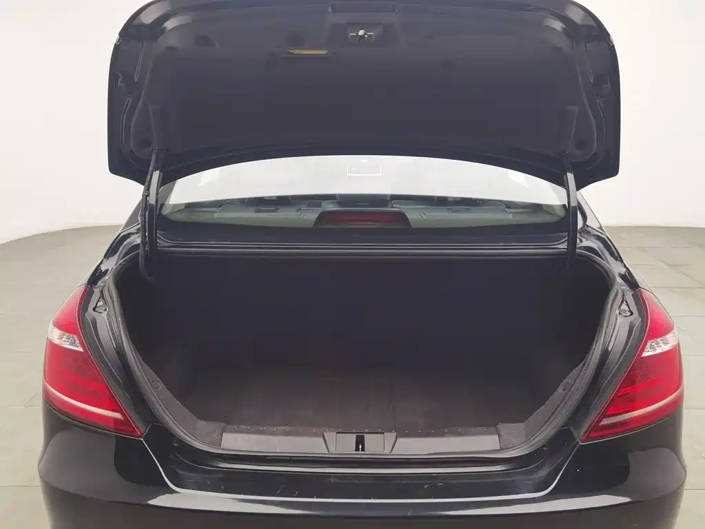 Geely Emgrand — миниатюра 16
