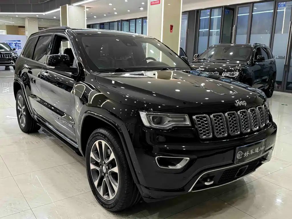 Jeep Grand Cherokee (Import) — миниатюра 3