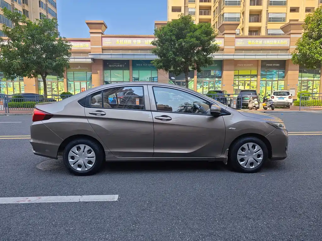 Honda Greiz — миниатюра 8