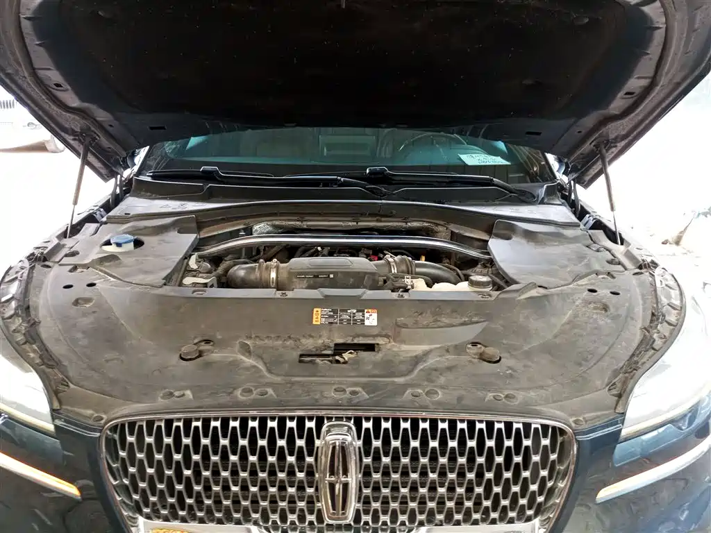Lincoln Aviator (Import) — миниатюра 10