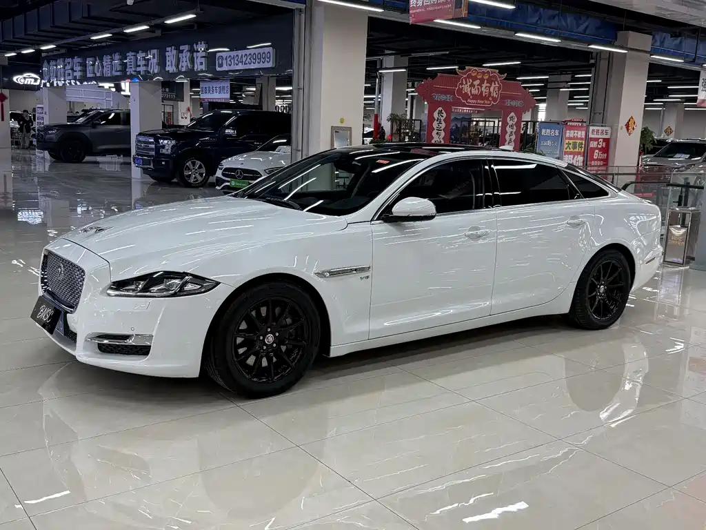 Jaguar XJ 2018