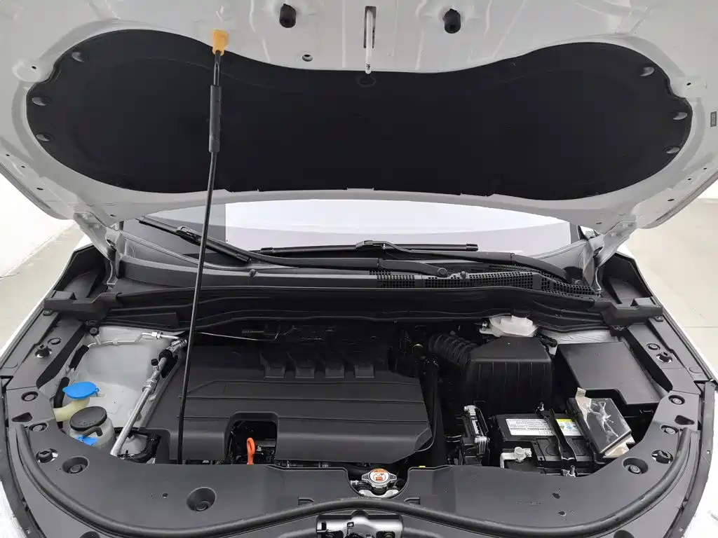 Haval M6 — миниатюра 6