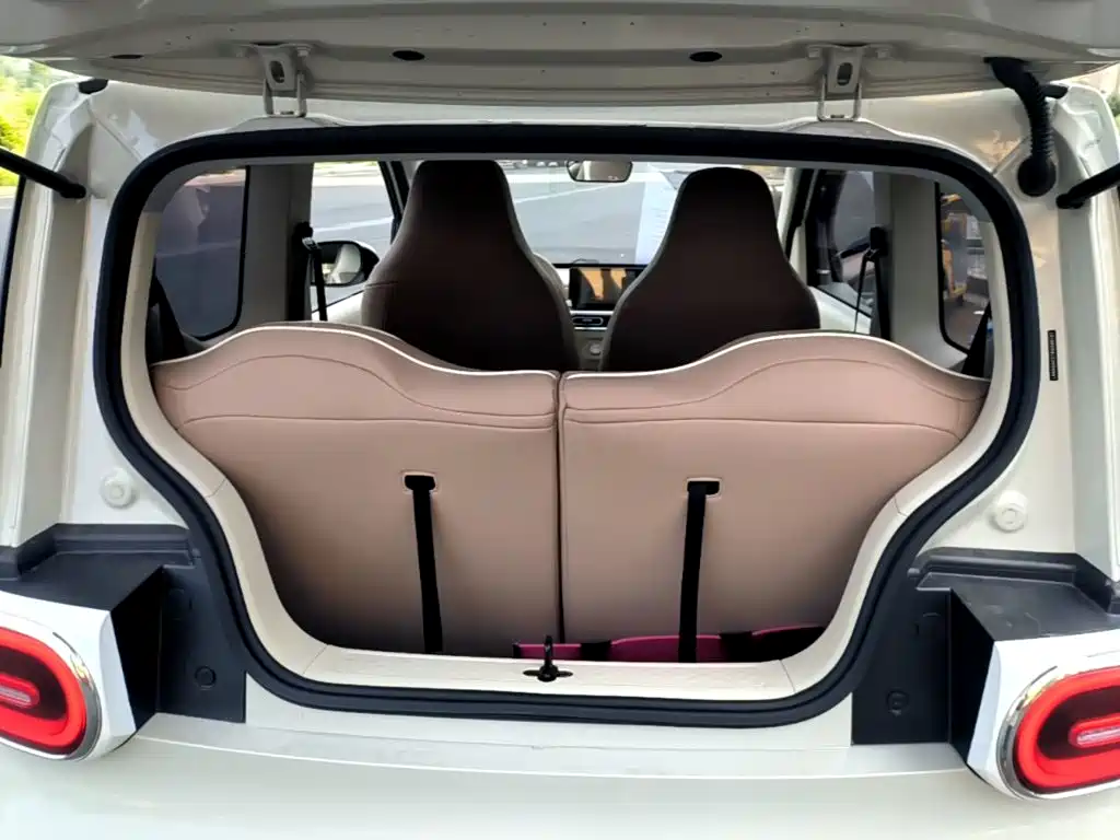 Wuling MINIEV — миниатюра 19