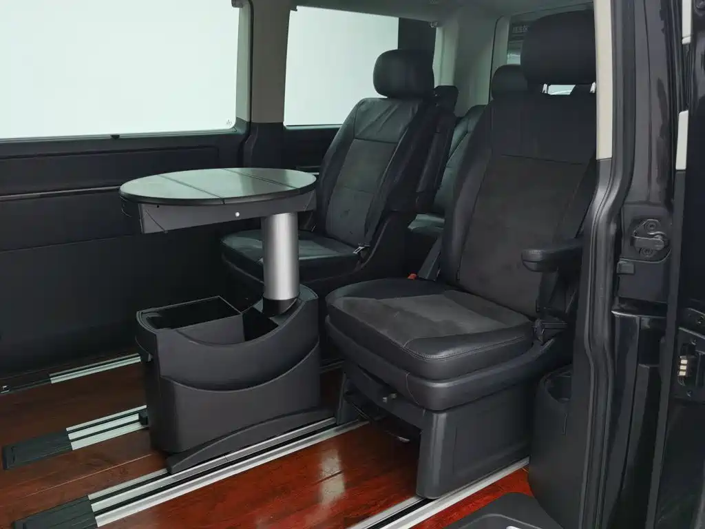 Volkswagen Multivan — миниатюра 15