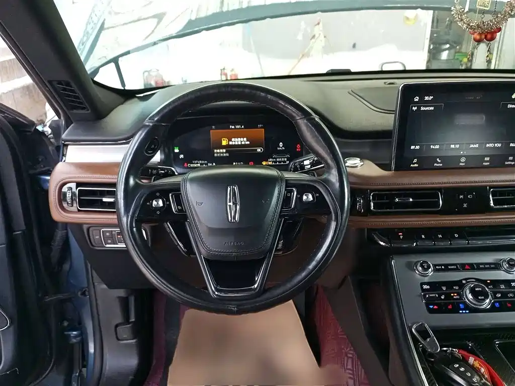 Lincoln Aviator (Import) — миниатюра 3