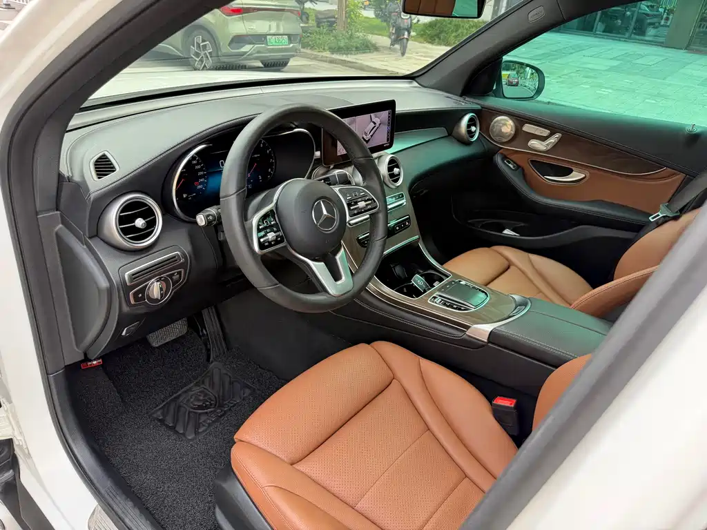 Mercedes-Benz GLC — миниатюра 5