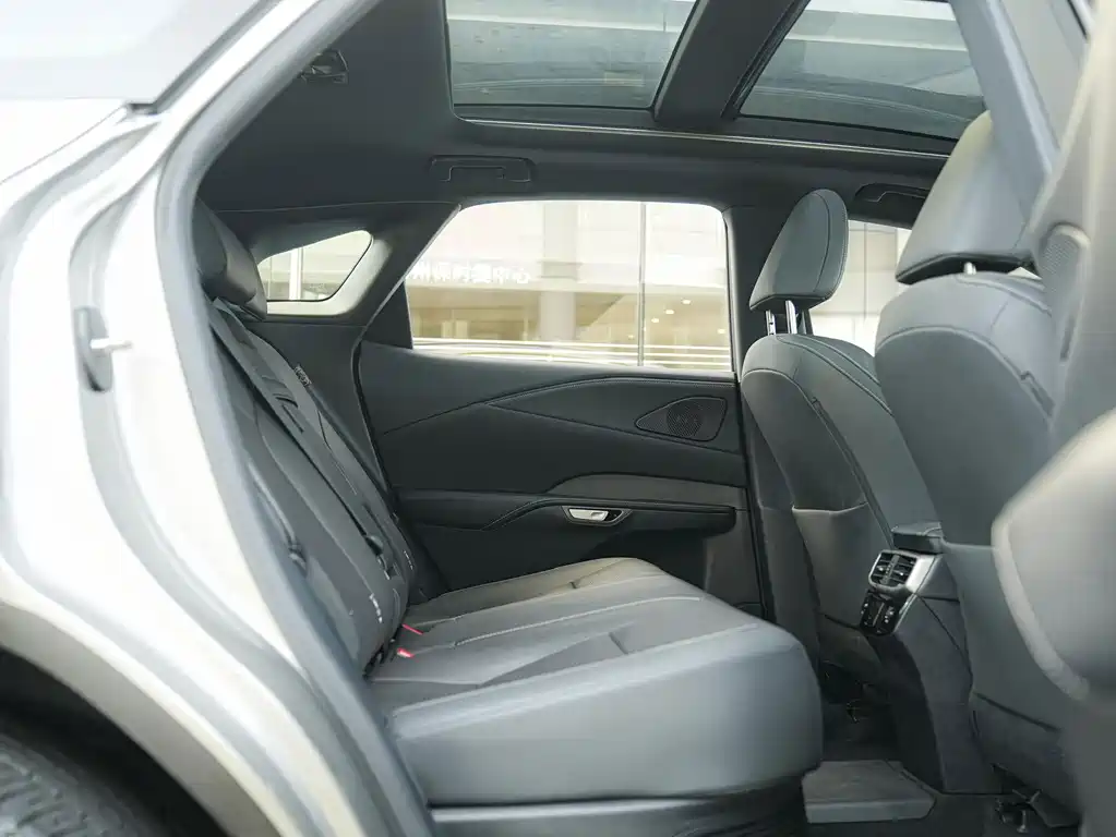 Lexus RX New Energy — миниатюра 14