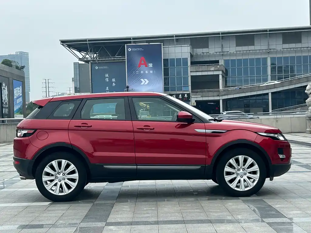 Land Rover Evoque — миниатюра 5