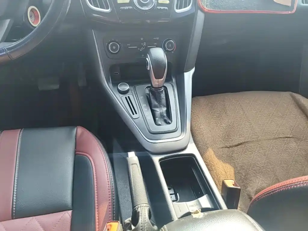 Ford Focus — миниатюра 14