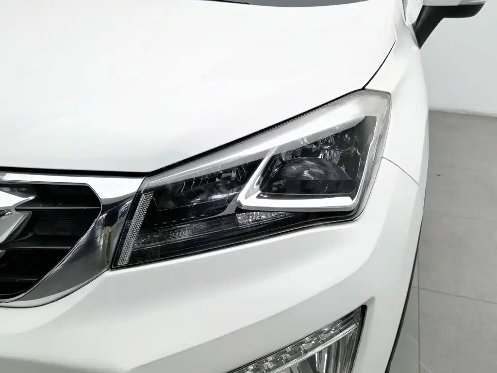 Changan CS15 — миниатюра 7