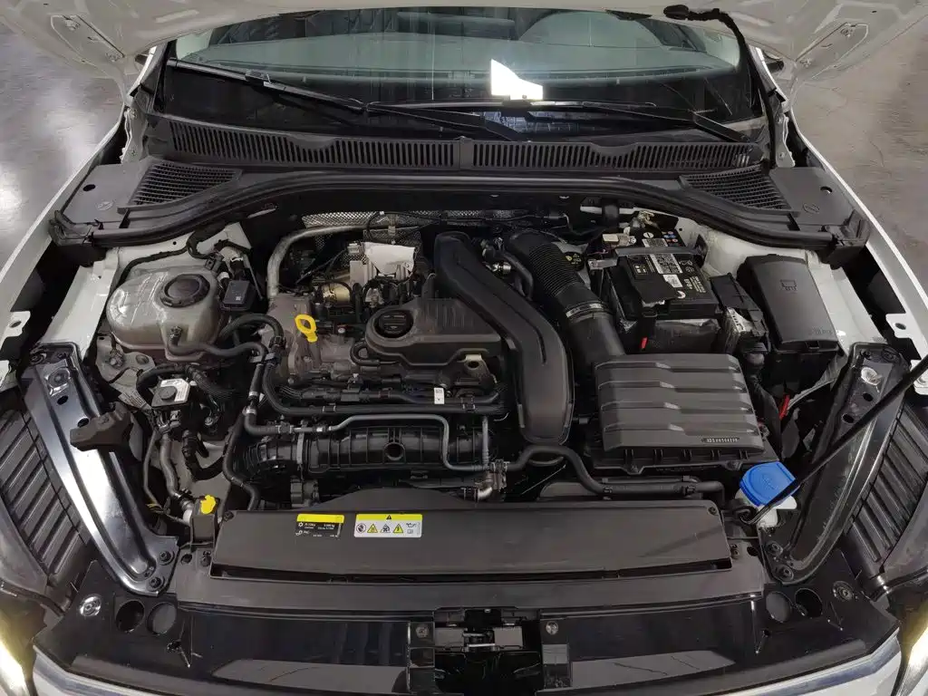 Volkswagen Sagitar — миниатюра 6